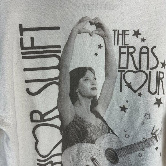Taylor Swift Eras Tour Heart Hands Womens Large Hoodie Official Merch Cream - Picture 6 of 7